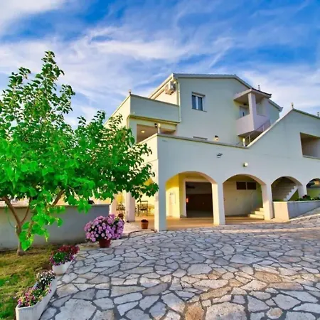 With Amazing Sea View Villa *